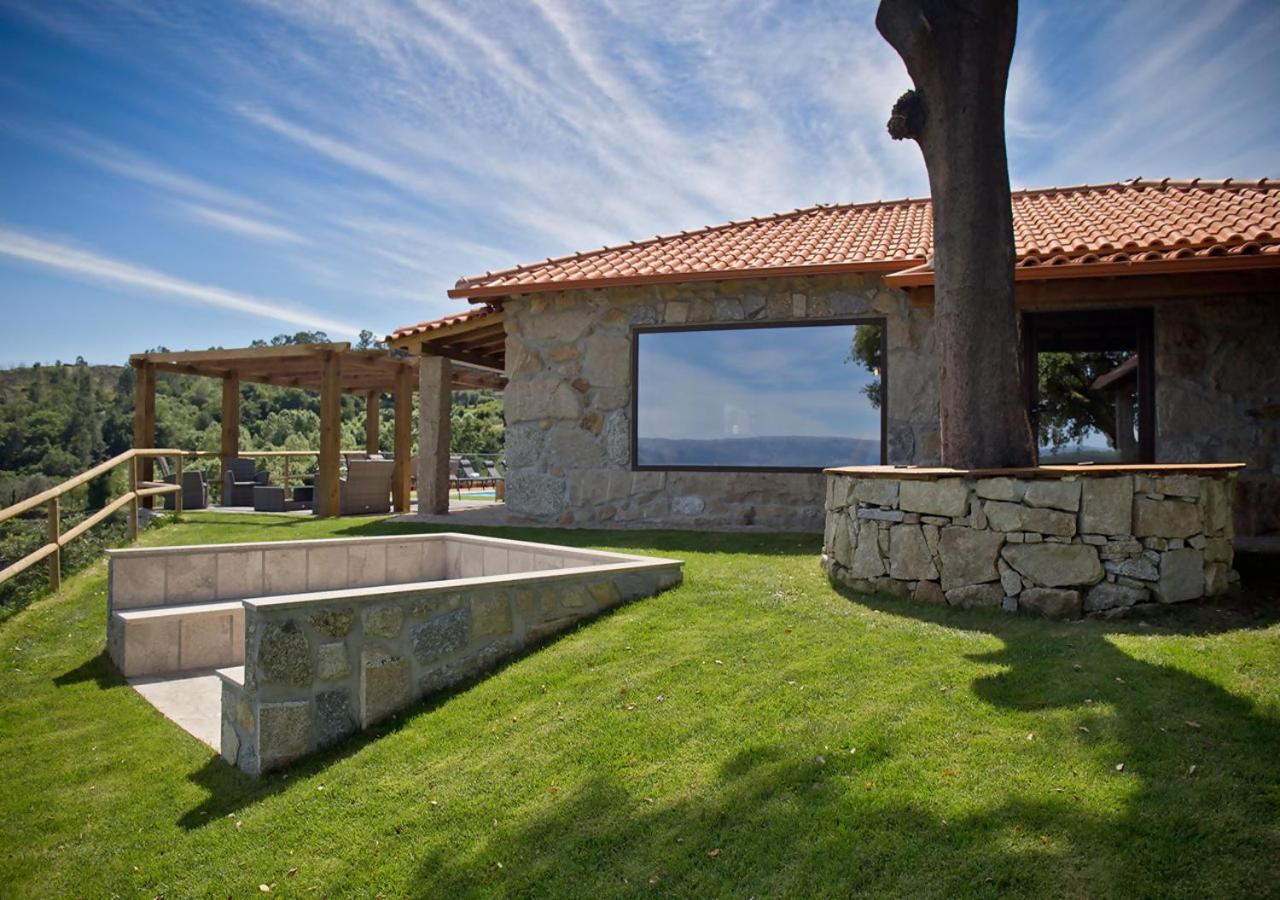 הוילה סלוריקו דה באשטו Casa Do Sobreiro Casas De Basto מראה חיצוני תמונה